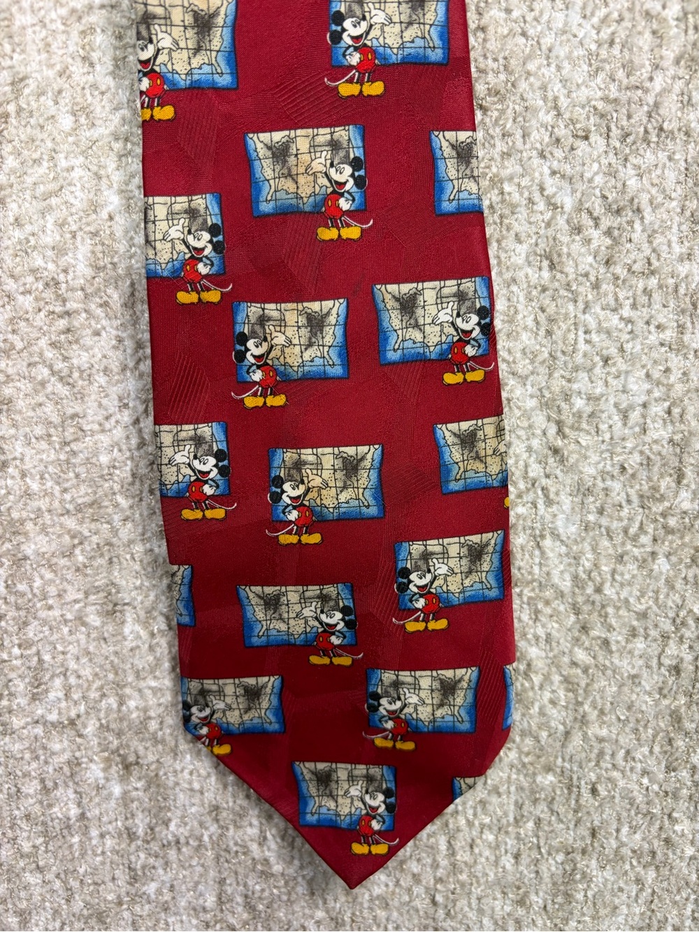 Men’s Mickey Mouse red Tie